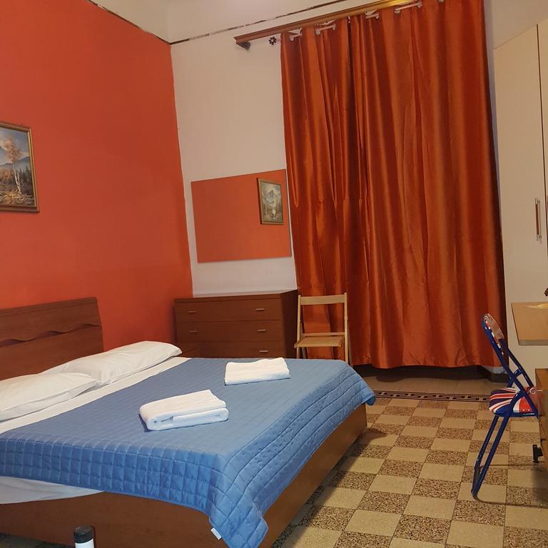Guesthouse Ava Рим Екстериор снимка